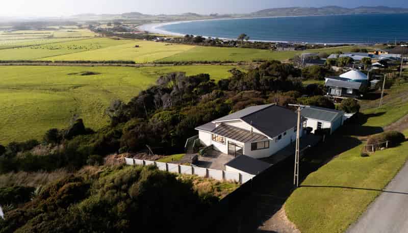 42 & 44 Bungalow Hill Road, Colac Bay