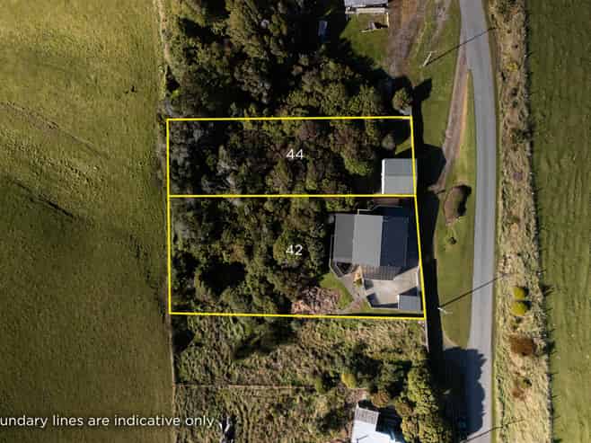 42 & 44 Bungalow Hill Road, Colac Bay