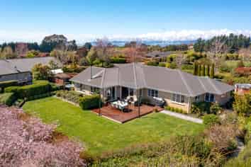 3 Bright Lane, Redwood Valley