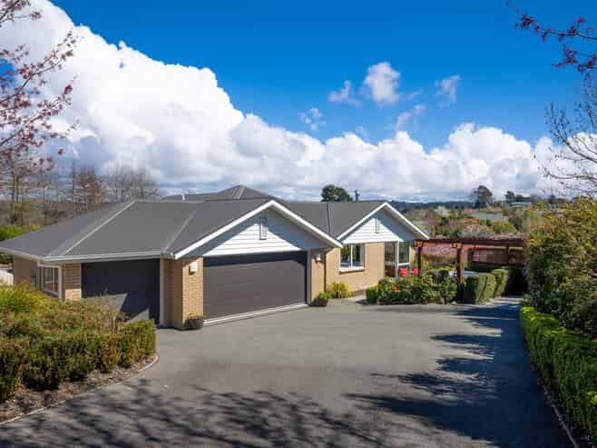 3 Bright Lane, Redwood Valley