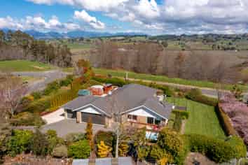 3 Bright Lane, Redwood Valley