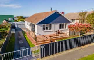 15 Usk Street, Marchwiel