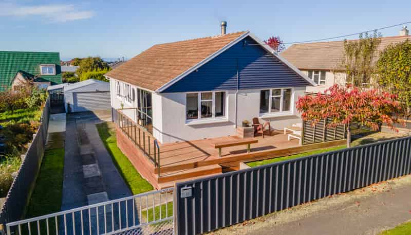 15 Usk Street, Marchwiel