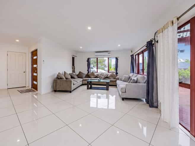 73 Rathmar Drive, Manurewa