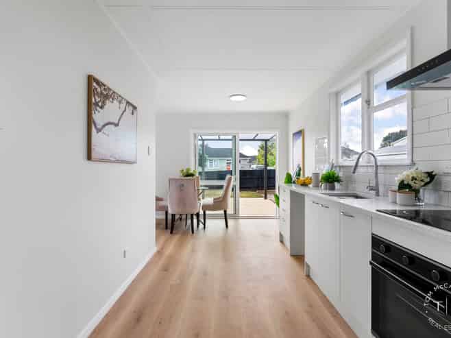 7 Hope Place, Otara