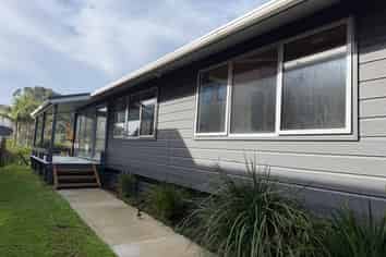 5 Snell Cres, Waihi Beach