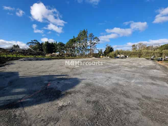 Solid Industrial Yard - 1,000sqm
