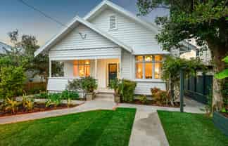 59 Clarence Street, Devonport