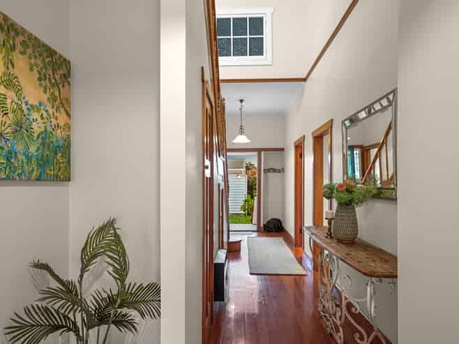 59 Clarence Street, Devonport