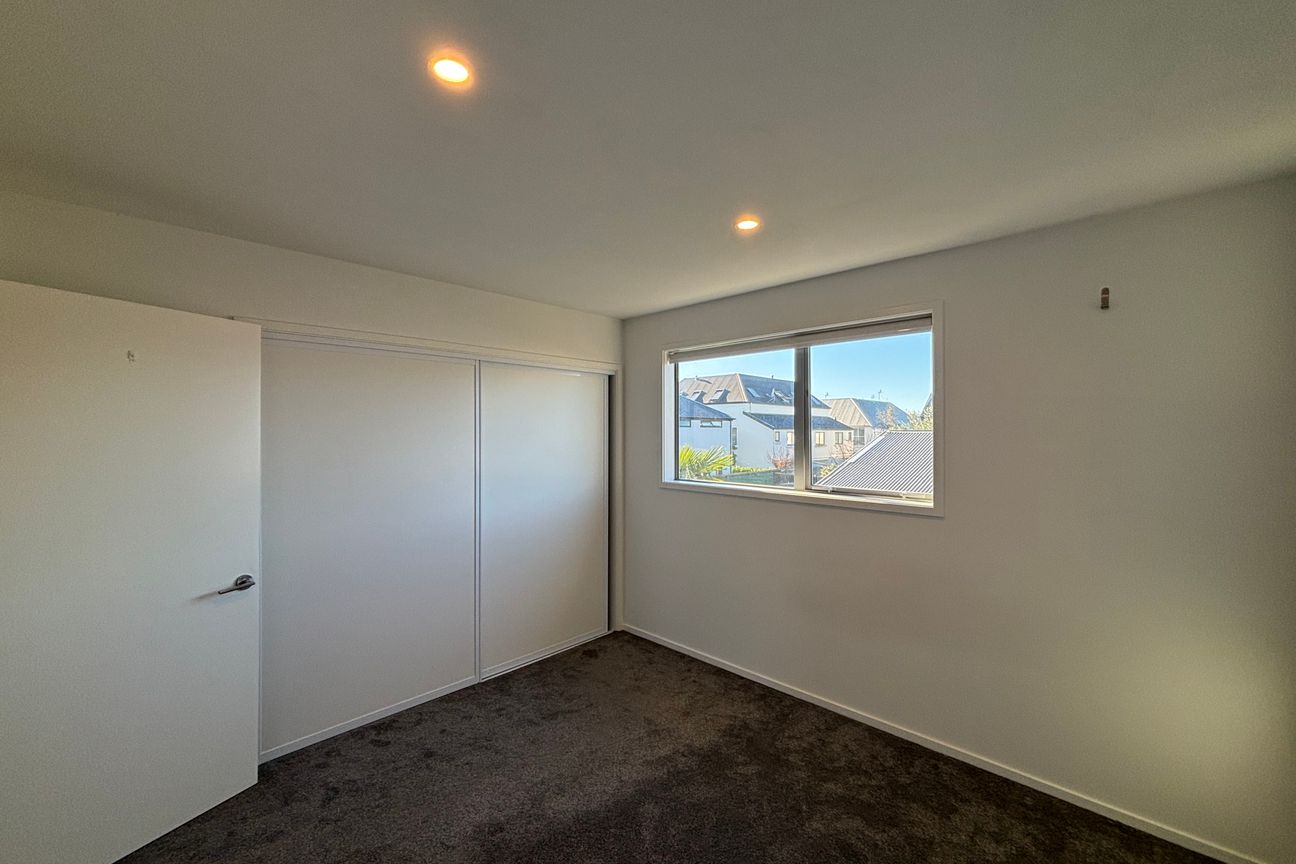 8/295 Armagh Street - View 3