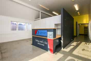 Prime Affordable Lease in Ashburton