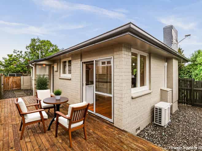 14 Lipscombe Crescent, Havelock North