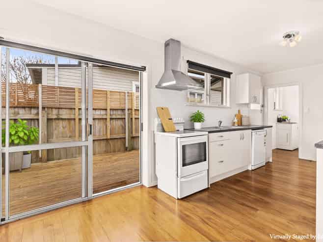 14 Lipscombe Crescent, Havelock North