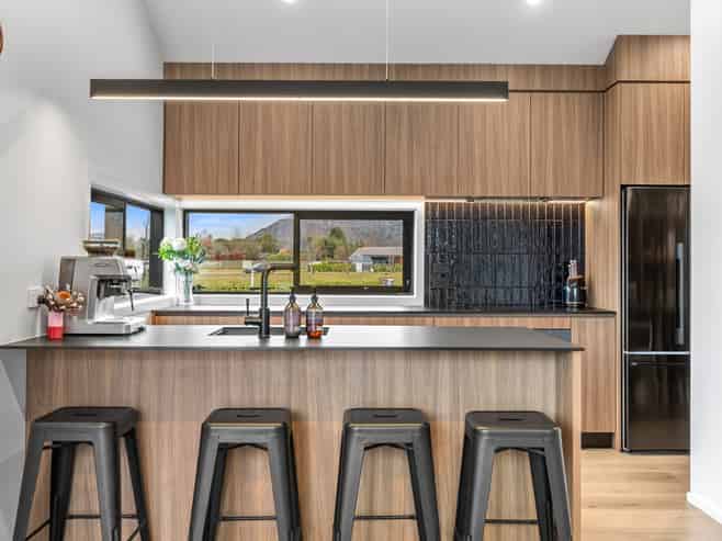 2 Rubus Street, Wanaka