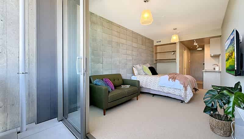 204A/2 Campbell Terrace, Petone