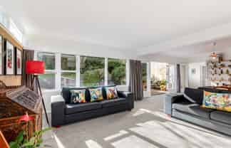 304 Muritai Road, Eastbourne
