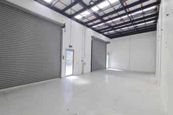 IMMACULATE WAREHOUSE IN WARKWORTH
