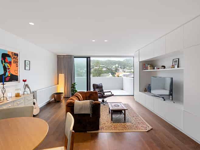83 Melbourne Road, Island Bay