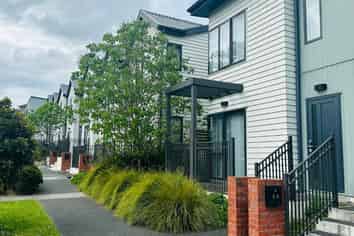 30 Mahalo Avenue, Wiri