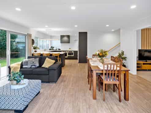 12 Camwell Close, Bucklands Beach