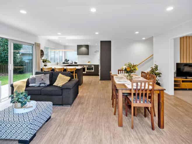 12 Camwell Close, Bucklands Beach