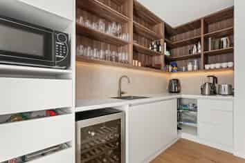 171A Mays Road, Saint Albans