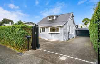 82 The Drive, Epsom