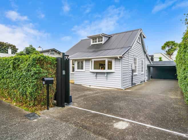 82 The Drive, Epsom