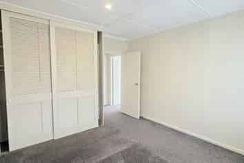 20  Renton Road, Mount Albert