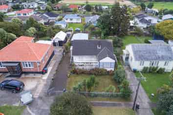 20  Renton Road, Mount Albert