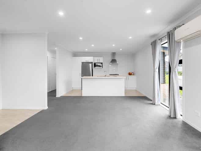 80 Sylvester Crescent, Flagstaff