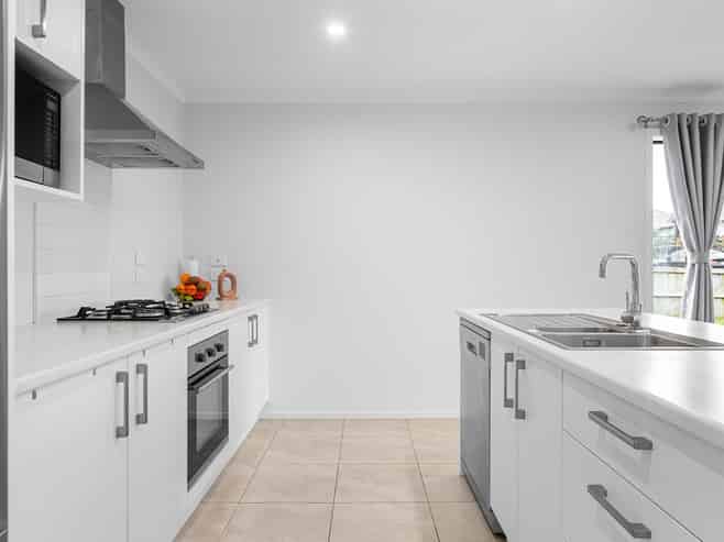 80 Sylvester Crescent, Flagstaff