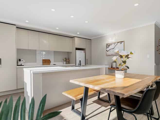 15 Capstan Close, Pyes Pa