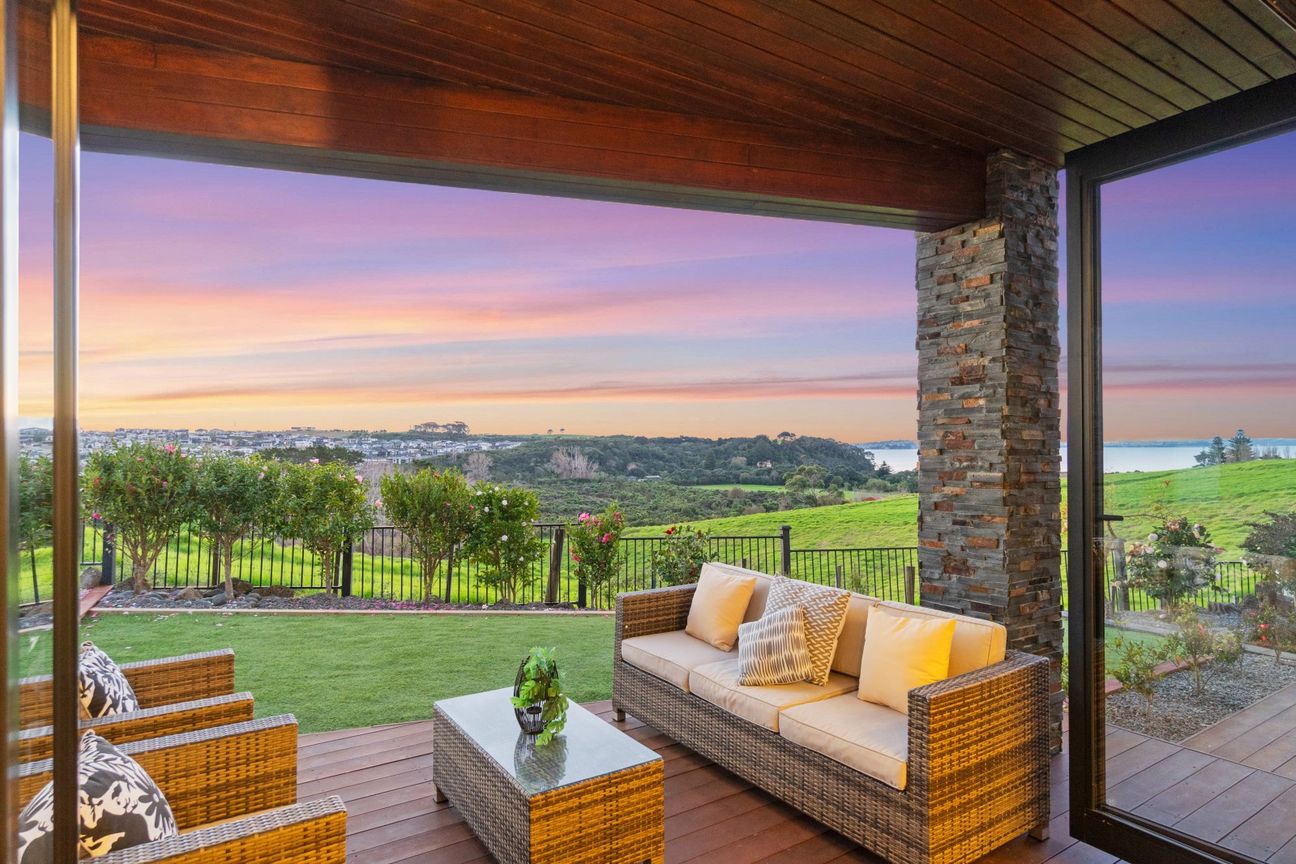 Builder's masterpiece with uninterrupted views - Vedere 4