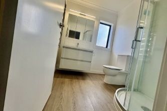 Spacious 3-Bedroom Townhouse - Bild 6