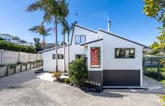 10 Oliver Twist Avenue, Mellons Bay
