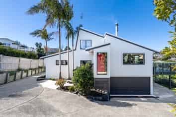 10 Oliver Twist Avenue, Mellons Bay