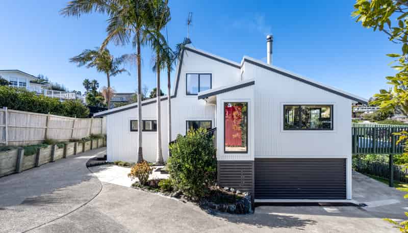 10 Oliver Twist Avenue, Mellons Bay