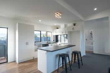 13 Meadowbank Drive, MILTON