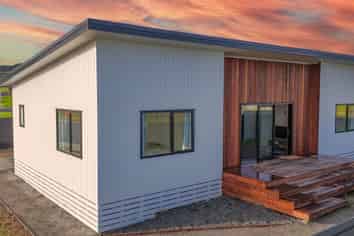13 Meadowbank Drive, MILTON