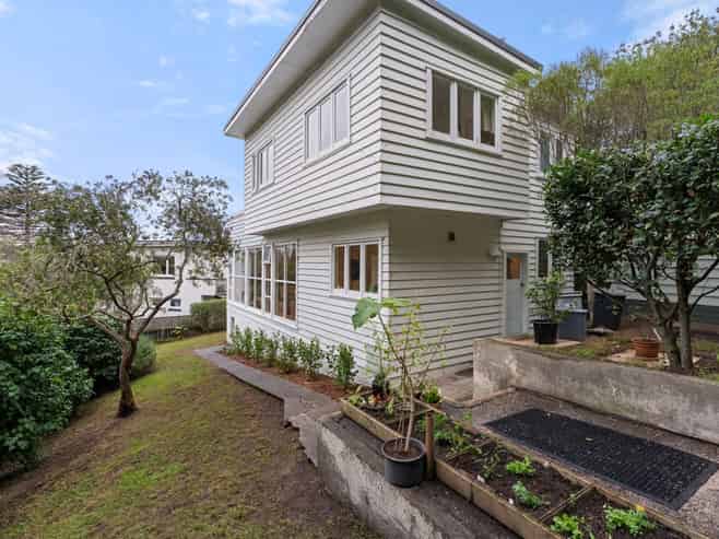 18 Upton Terrace, Thorndon