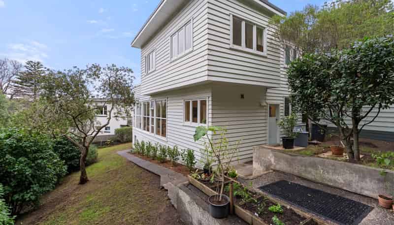 18 Upton Terrace, Thorndon