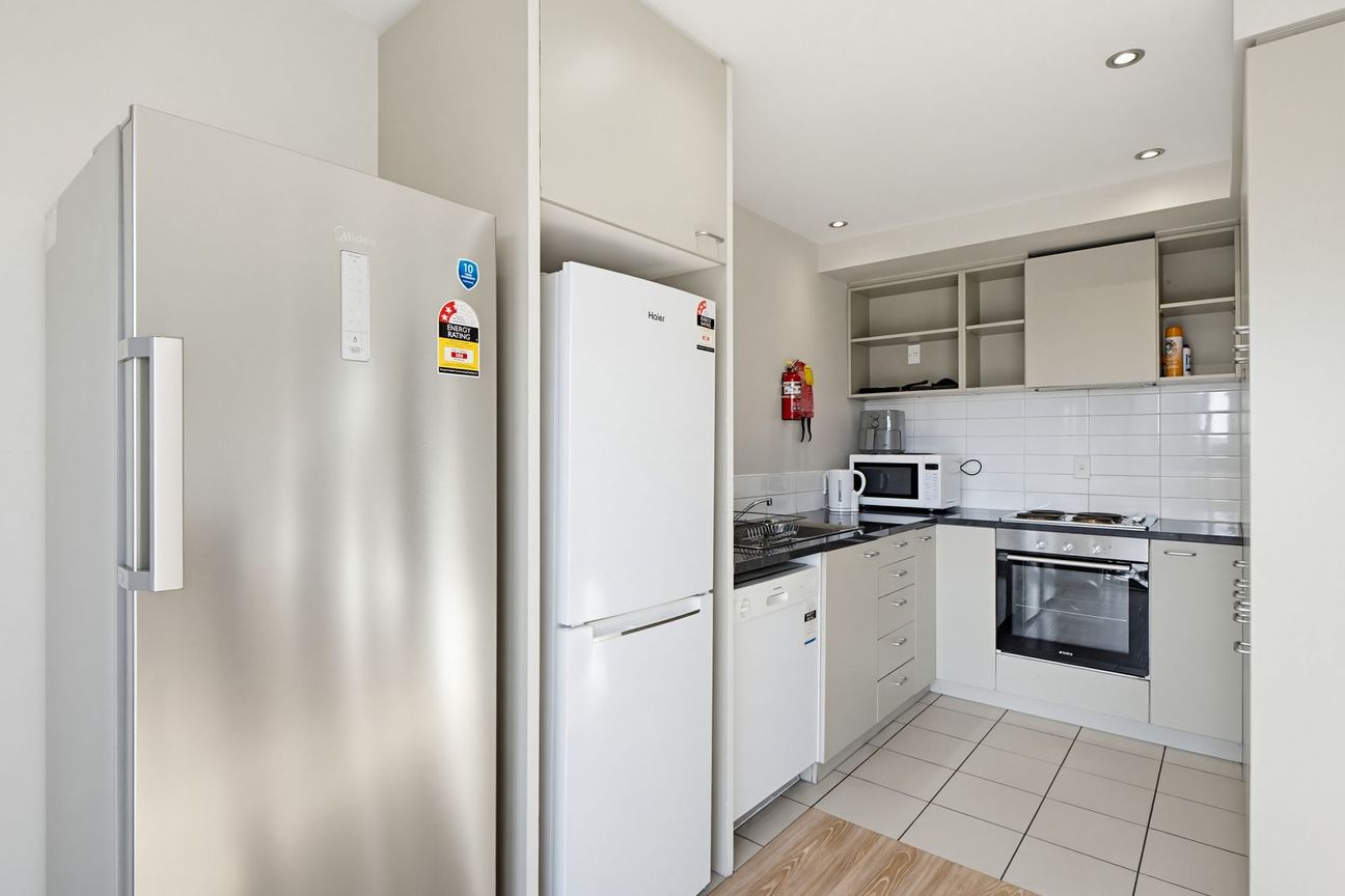 Five-Bedroom Flexibility - Investment Opportunity - Widok 4