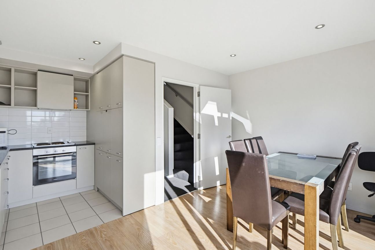 Five-Bedroom Flexibility - Investment Opportunity - Widok 3