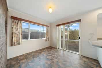 12 Hadley Wood Drive, Wattle Downs