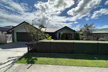 65 Scott Street, Leamington