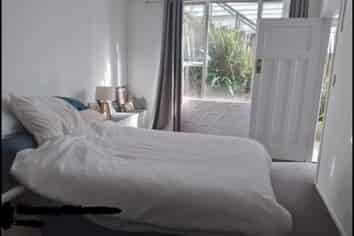 Auckland - Address withheld