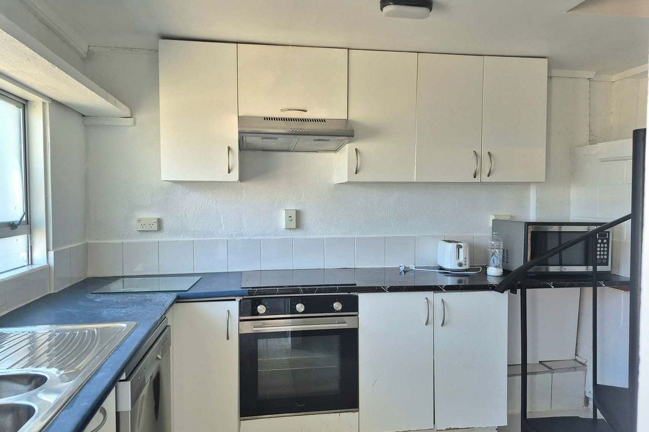 Mt Eden Home & Office Opportunity –EGGS Zone - Altro