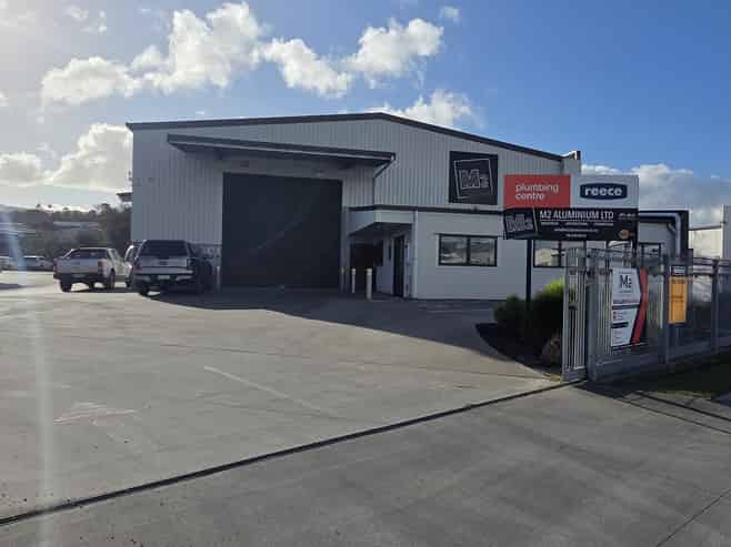 Premium Warehouse, Office & Yard 