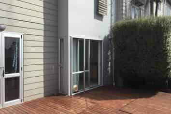 52 Albionvale Road, Glen Eden